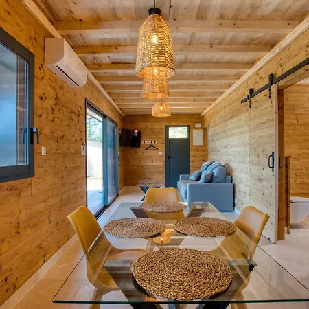 Tatil Evi Le Pech Eternel-lodge Tilleuls *